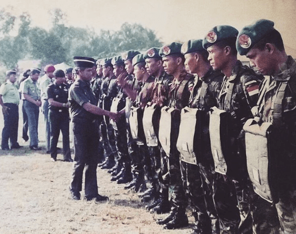 Pasukan Garuda XXI B TNI Linud Kostrad